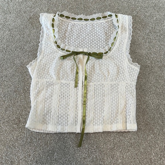Musera Tops - White Lace Crop Top Green Ribbon Bow Coquette Cottagecore Sleeveless Large